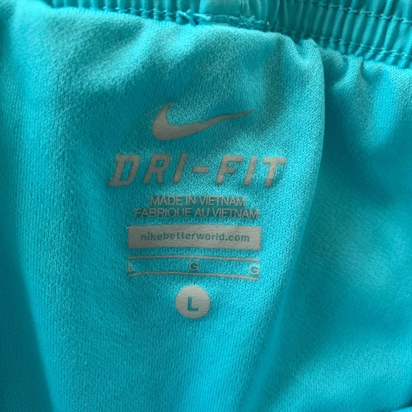 Nike Girls Dri-fit Running Shorts - Picture 2 of 2